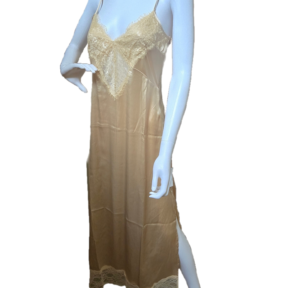Miss Selfridge Cream Lace Chemise